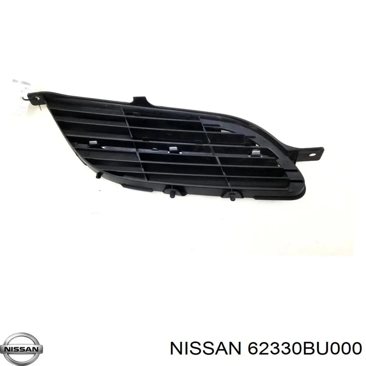 Решітка радіатора ліва Nissan Almera TINO (V10) (Нісан Альмера)