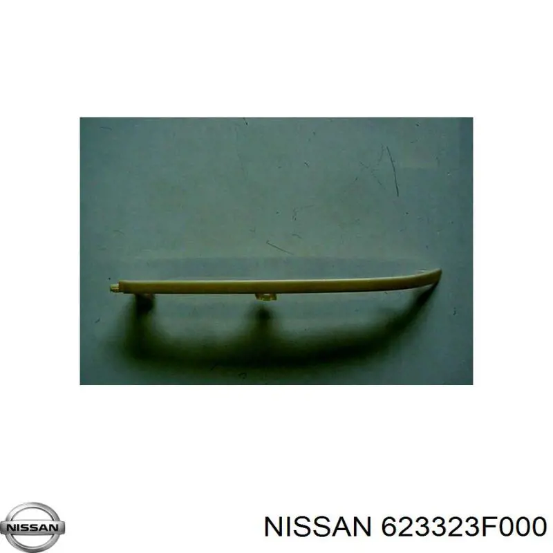 Вія (накладка) лівої фари Nissan Primera (P10) (Нісан Прімера)