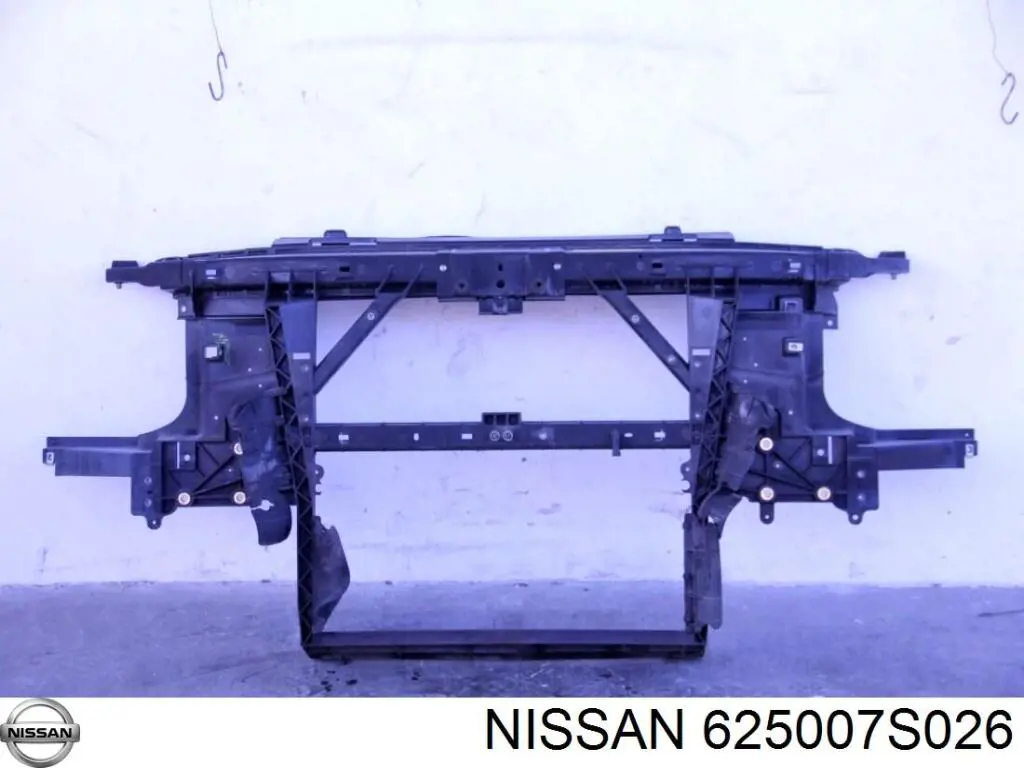 Панель передня Nissan/Infiniti 625007S026 ціна, від 110.28 USD