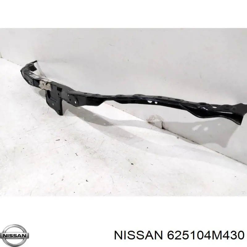 625104M435 Nissan супорт радіатора верхній/монтажна панель кріплення фар