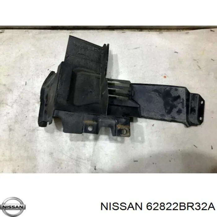62822BR32A Nissan/Infiniti Повітропровід (дефлектор) радіатора, правий