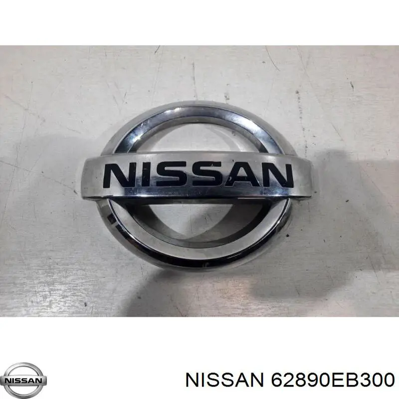Емблема решітки радіатора 62890EB300 Nissan/Infiniti