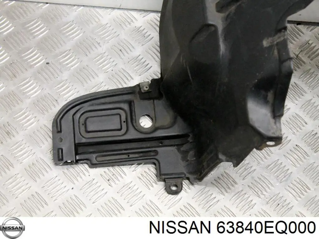  Підкрилок передній правий Nissan X-Trail 
