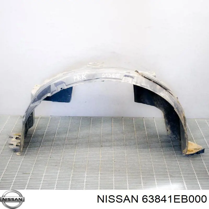 Підкрилок переднього крила, лівий на Nissan Pathfinder (R51M)