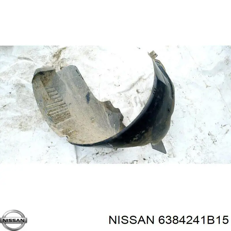 Підкрилок переднього крила, правий на Nissan Micra  K11