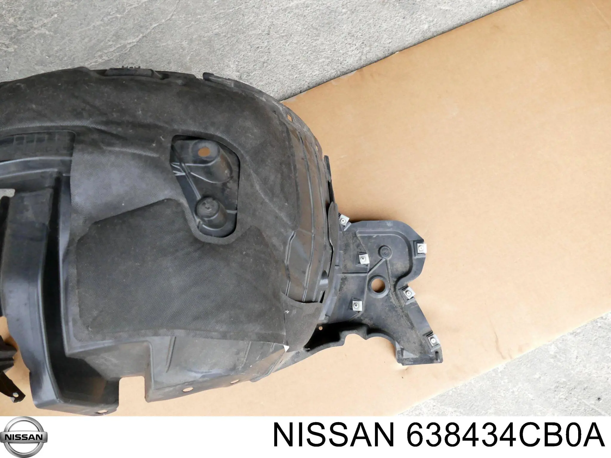 Підкрилок передній лівий Rhino NSR385482AL