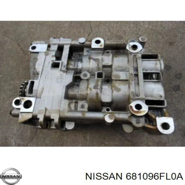 Купити 681096FL0A Nissan/Infiniti 