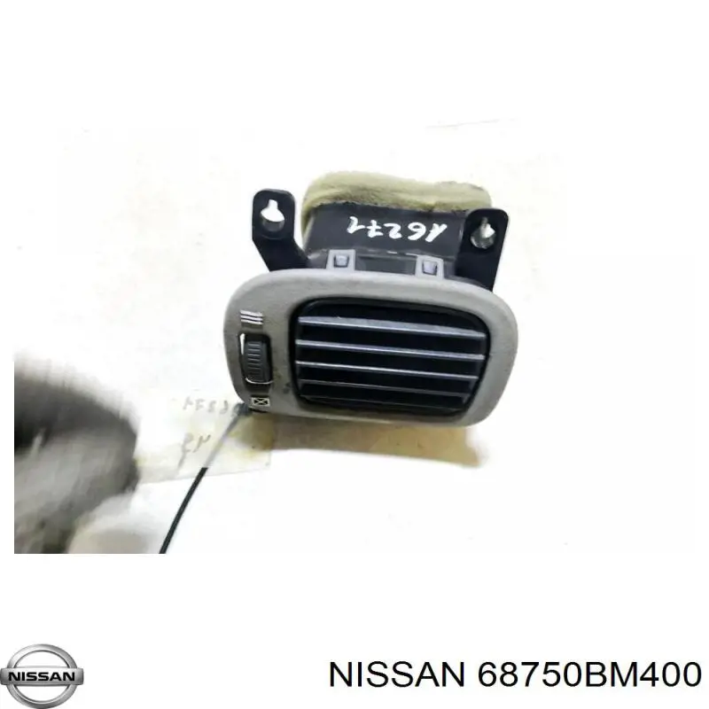 Купити 68750BM400 Nissan/Infiniti Решітка вентиляції салону на "торпедо"