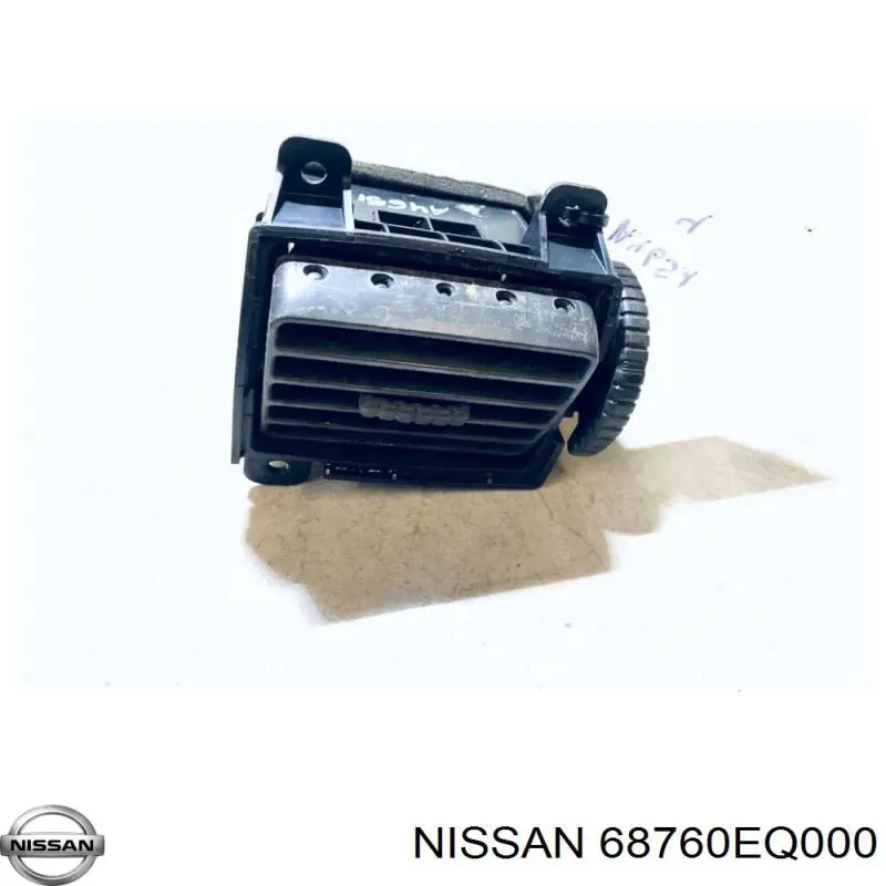 68760EQ000 Nissan/Infiniti Решітка повітропровода права