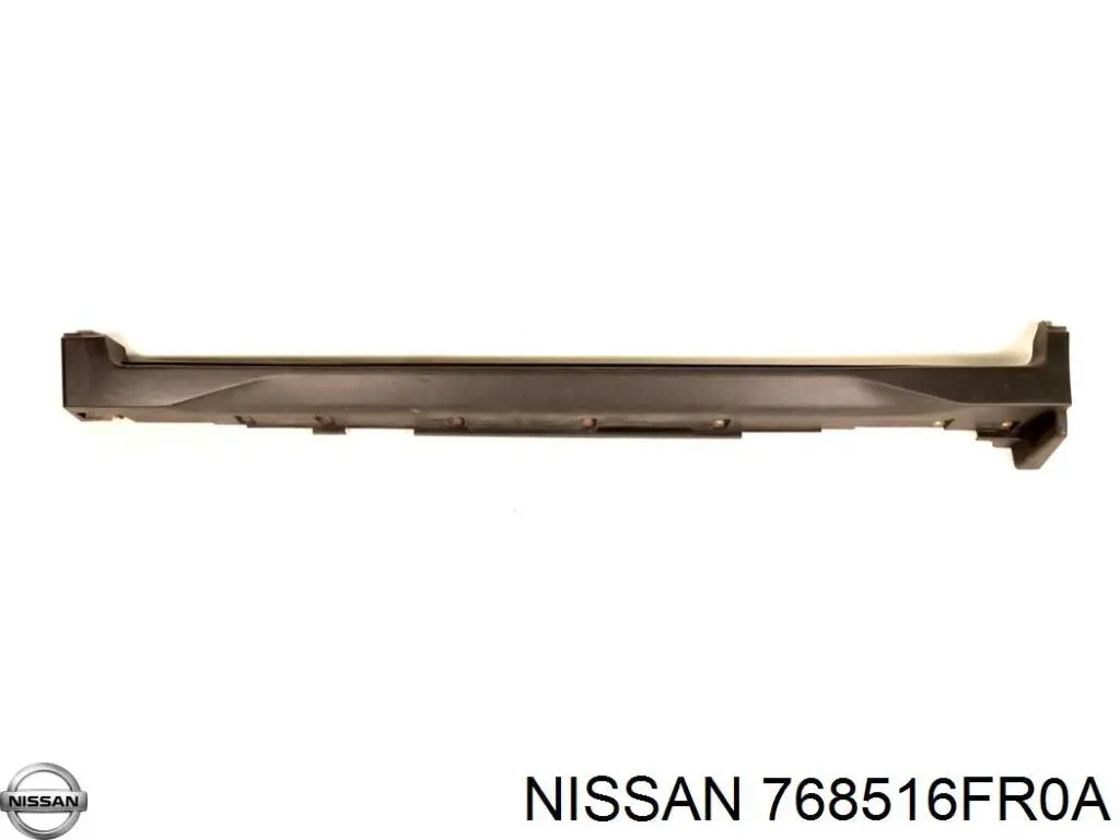 768516FR0A Nissan/Infiniti Накладка зовнішня (молдинг) порога, лівий