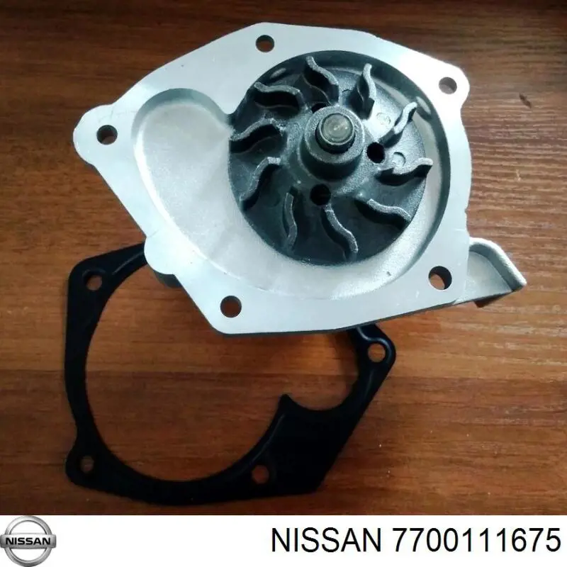 7700111675 Nissan/Infiniti Насос охолодження