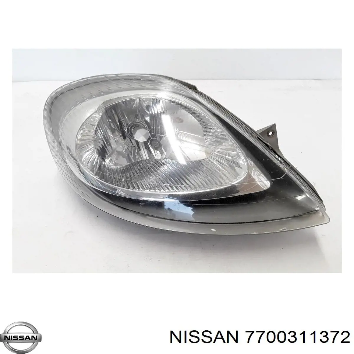 Фара права 7700311372 Nissan/Infiniti