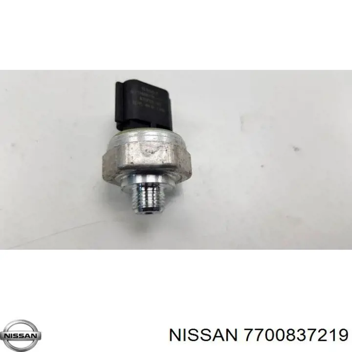 Купити 7701038395 Renault (RVI) Датчик тиску кондиціонера