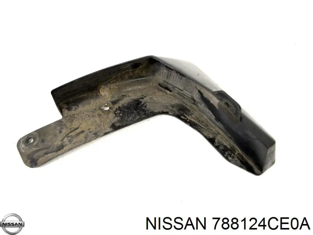 788124CE0A Nissan/Infiniti Бризковики задній, правий