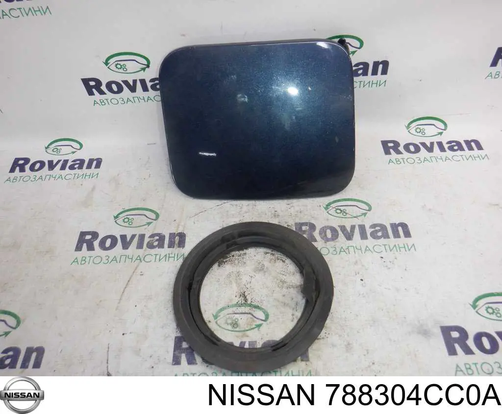 788304CC0A Nissan/Infiniti Дверцята бензобака