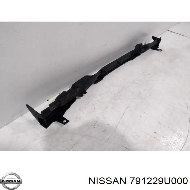 Кронштейн абсорбера заднього бампера, центральний 791229U000 Nissan/Infiniti