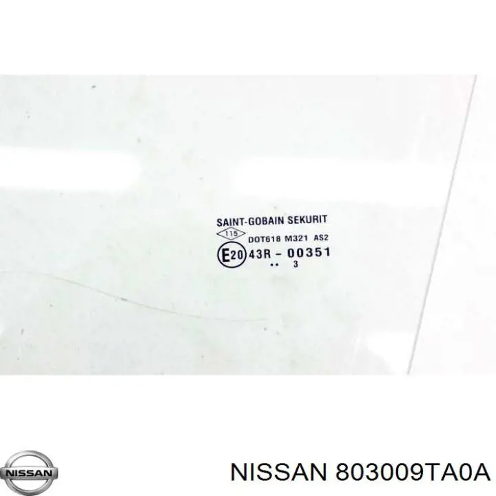 GS5037D302 XYG Скло передніх дверей, правих