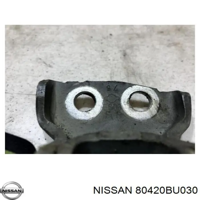 80420BU030 Nissan/Infiniti Дверний шарнір правий передній