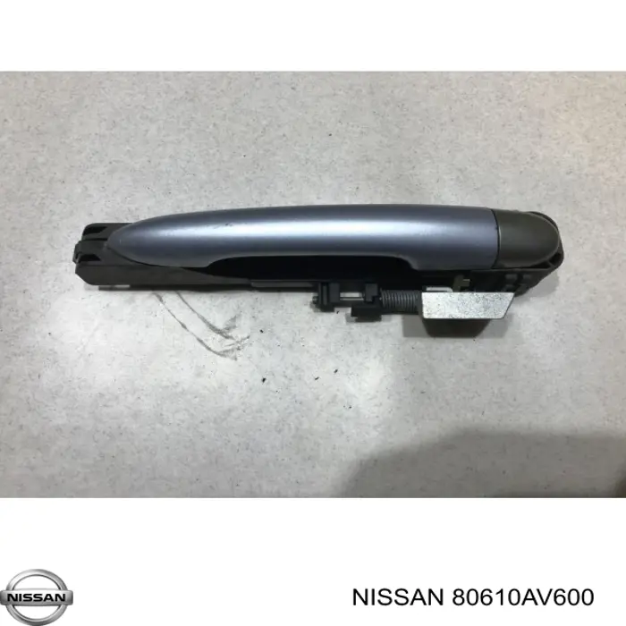 Купити 80610AV600 Nissan/Infiniti Тримач зовнішньої ручки дверей, передньої правої
