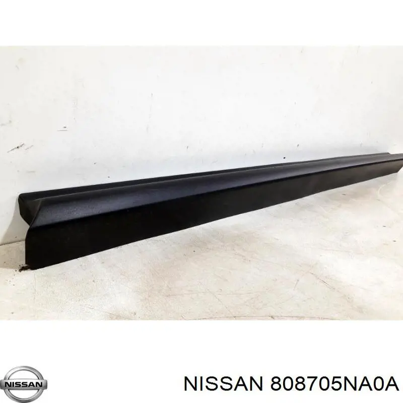 808705NA0A Nissan/Infiniti Молдинг передніх правих дверей, нижній