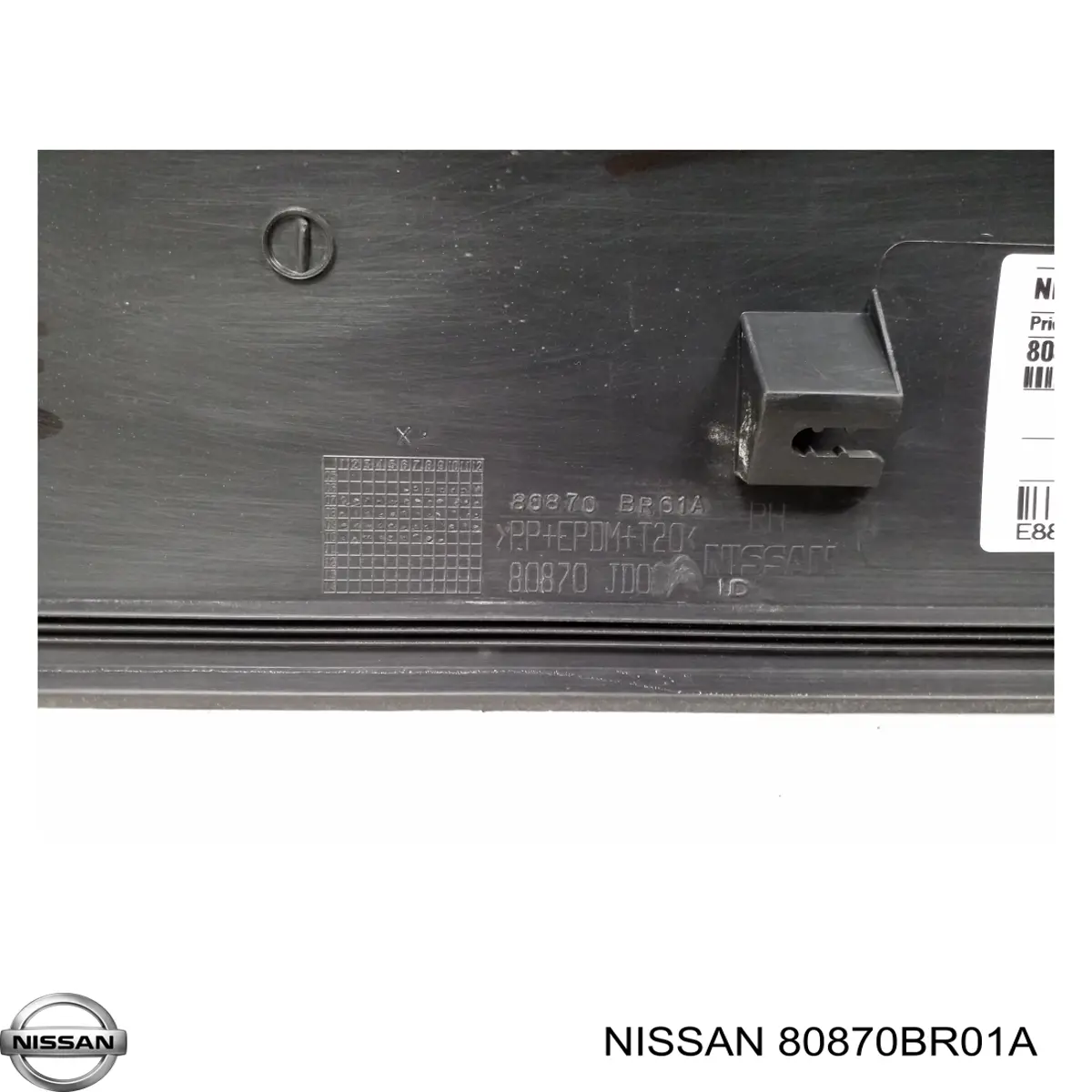 Молдинг задніх правих дверей Nissan/Infiniti 80870BR01A