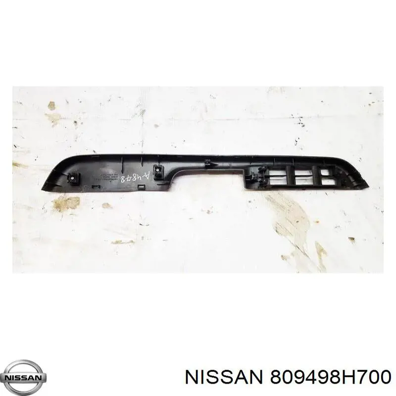 809498H700 Nissan/Infiniti 