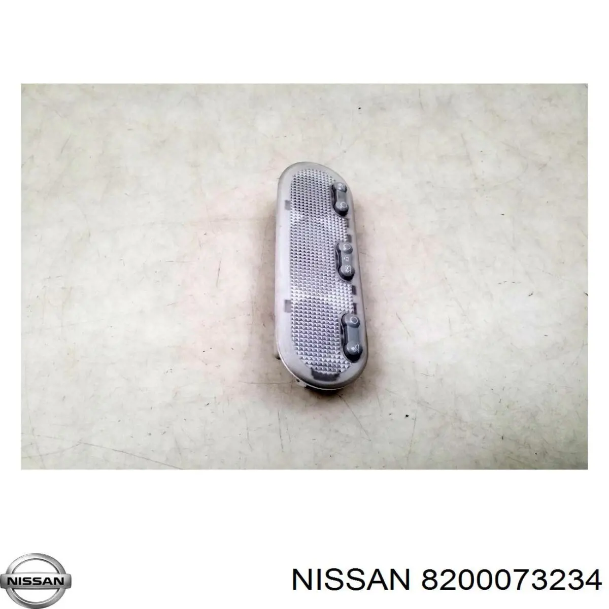 Плафон освітлення кабіни 8200073234 Nissan/Infiniti