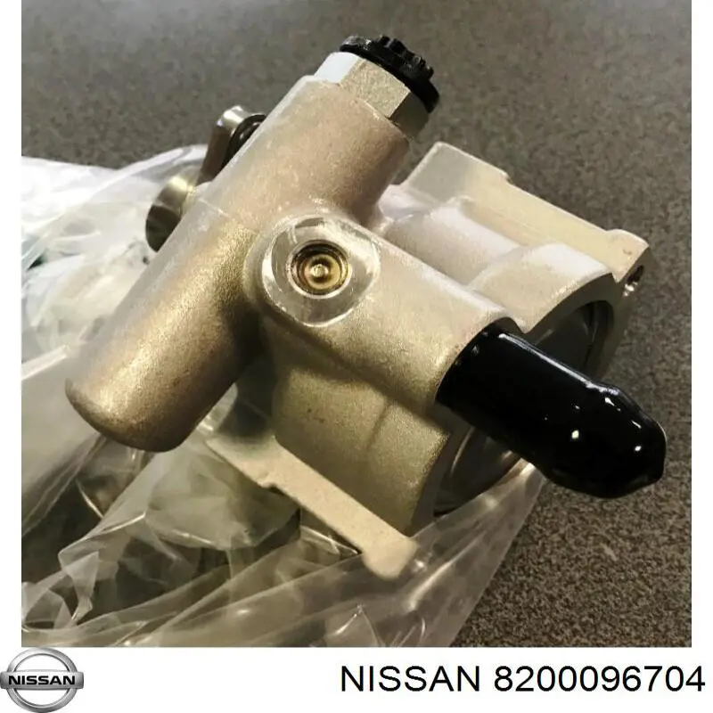 Купити 8200096704 Nissan/Infiniti Насос гідравліки