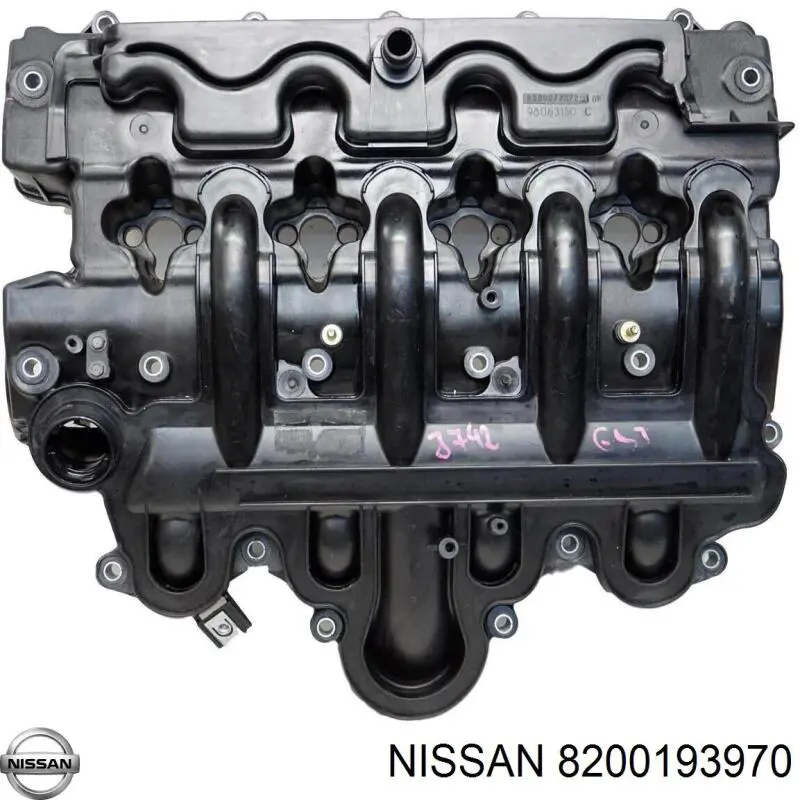 Клапанна кришка 8200239705 Nissan/Infiniti