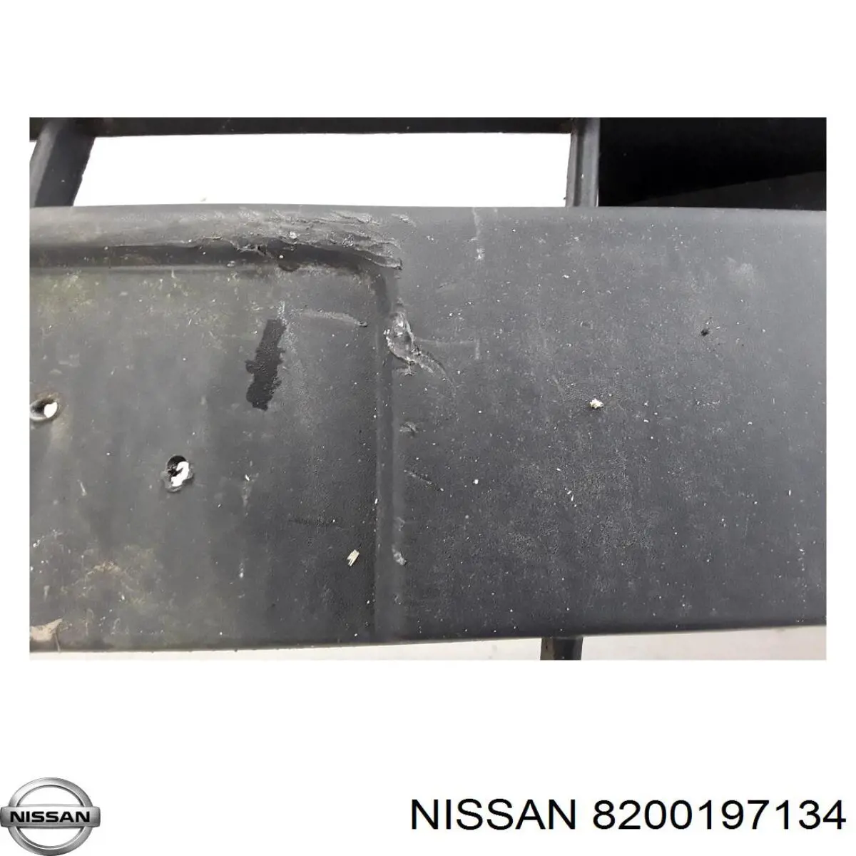 Купити 8200197134 Nissan/Infiniti Буфер (бампер) передній