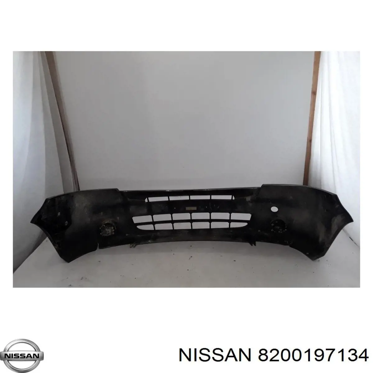 8200197134 Nissan/Infiniti Бампер передній в зборі