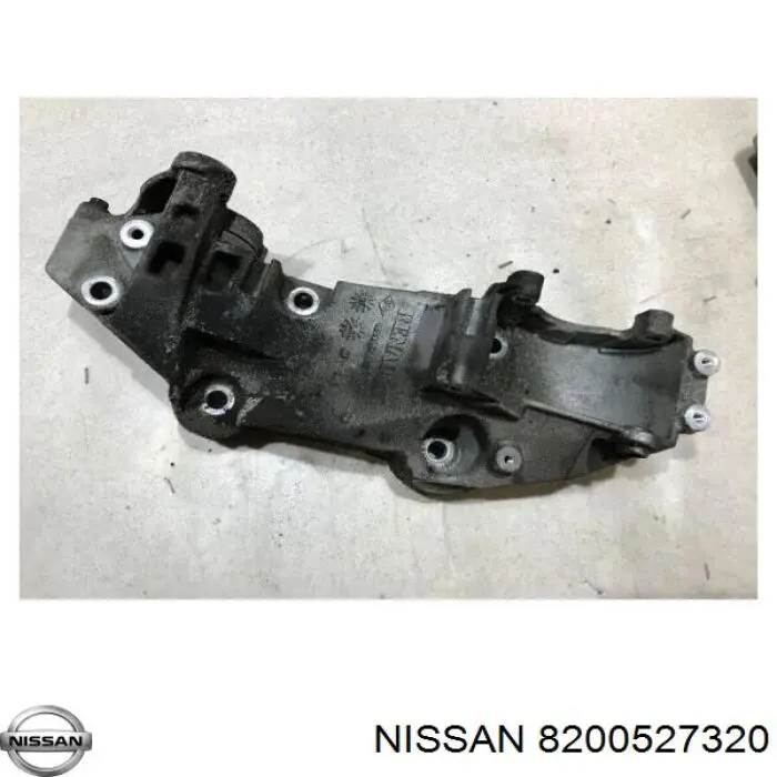 Купити 8200527320 Nissan/Infiniti Кронштейн генератора
