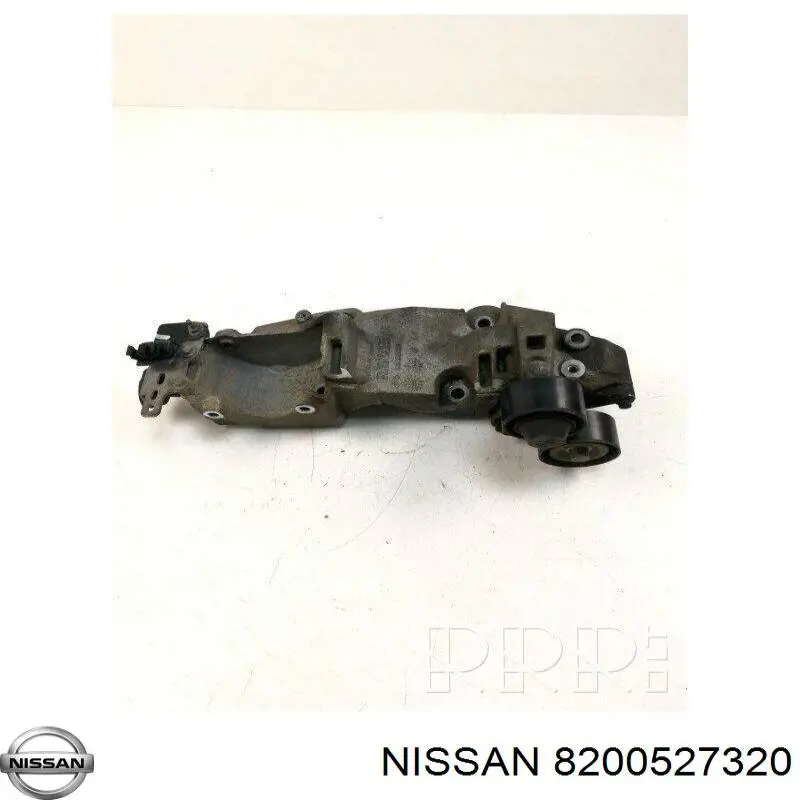Кронштейн генератора 8200527320 Nissan/Infiniti