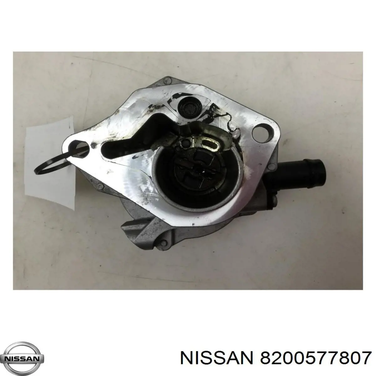 Насос вакуумний Nissan/Infiniti 8200577807 ціна, від 7.05 USD