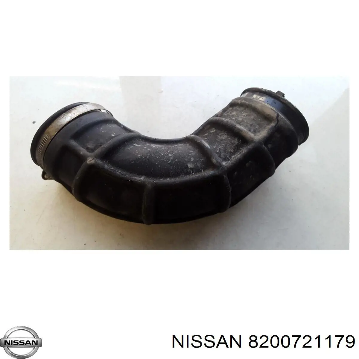 Патрубок повітряний, вихід повітряного фільтра Nissan/Infiniti 8200721179 ціна, від 4.94 USD