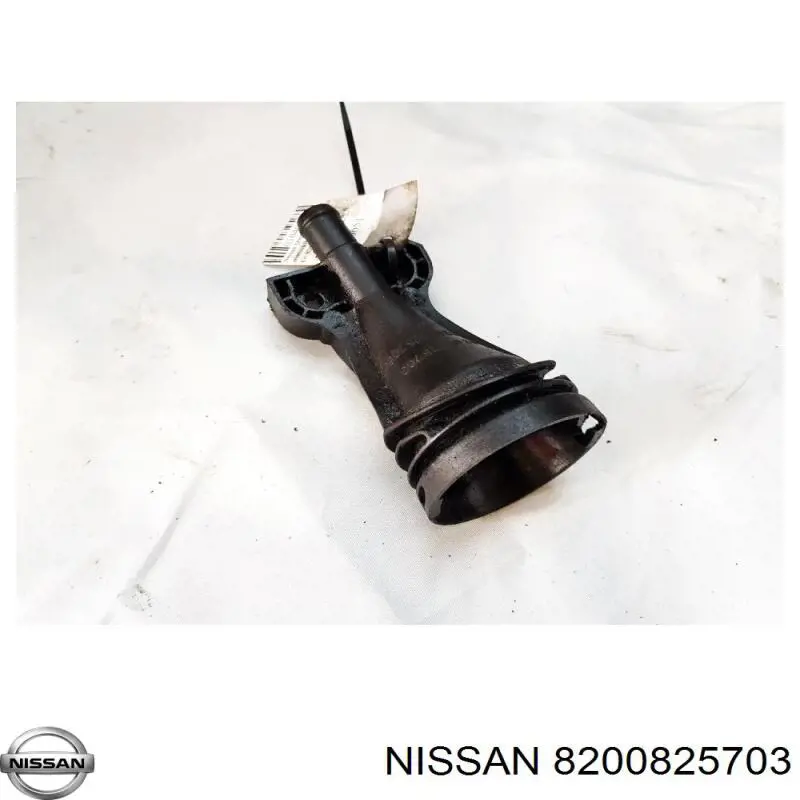  8200825703 Nissan/Infiniti