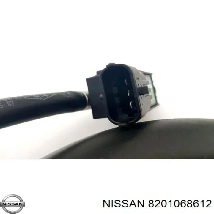 Шланг/патрубок інтеркулера, правий 8201068612 Nissan