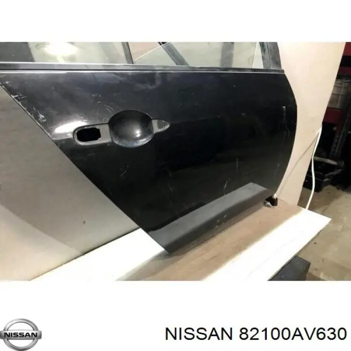 Купити 82100AV630 Nissan/Infiniti Двері задні, праві