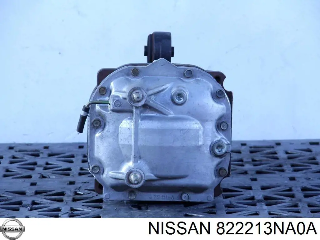Купити 822213NA0A Nissan/Infiniti Скло-кватирка двері, задньої, лівої