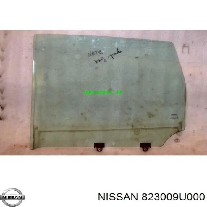 Скло задньої двері правої Nissan Note (E11) (Нісан Ноут)