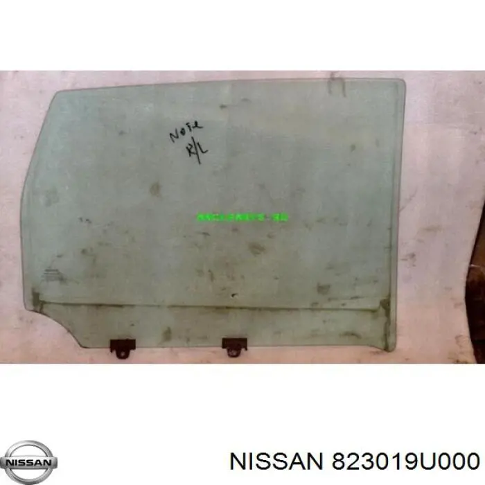 Скло задньої двері лівої Nissan Note (E11) (Нісан Ноут)