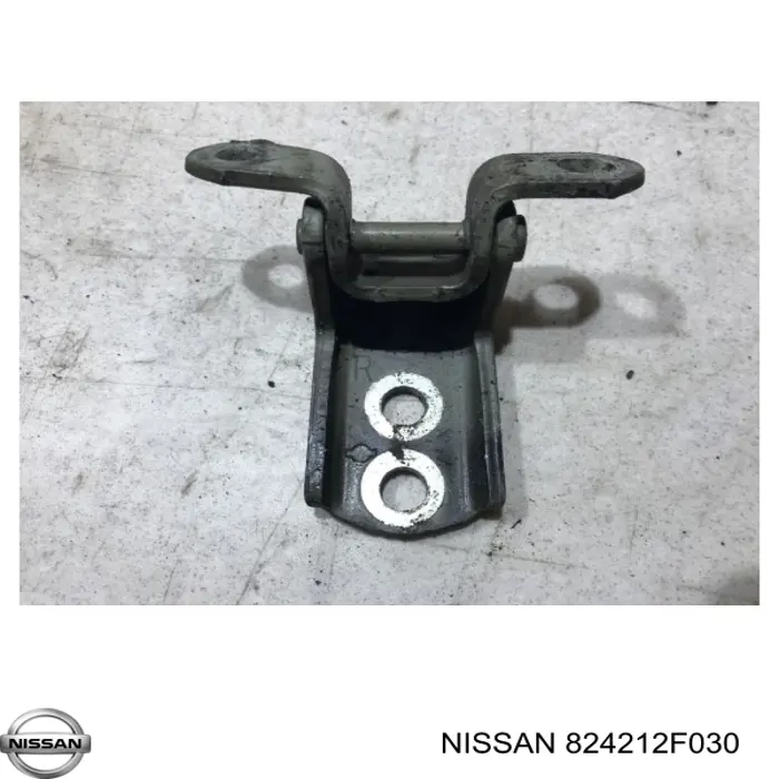 Купити 824212F030 Nissan/Infiniti Петля водійських дверей