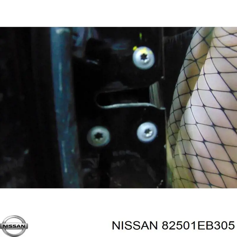  82501EB305 Nissan