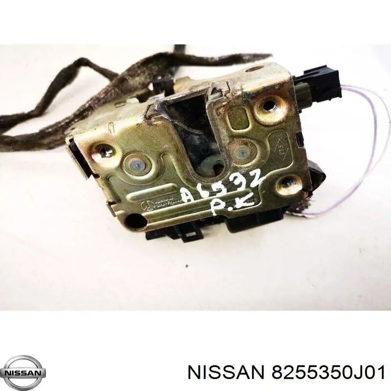 Мотор-привід відкр/закр. замка двері, задньої, лівої 8255350J0A Nissan/Infiniti