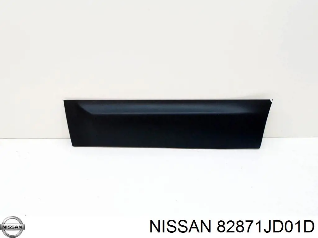 Молдинг задніх лівих дверей Nissan/Infiniti 82871JD01D