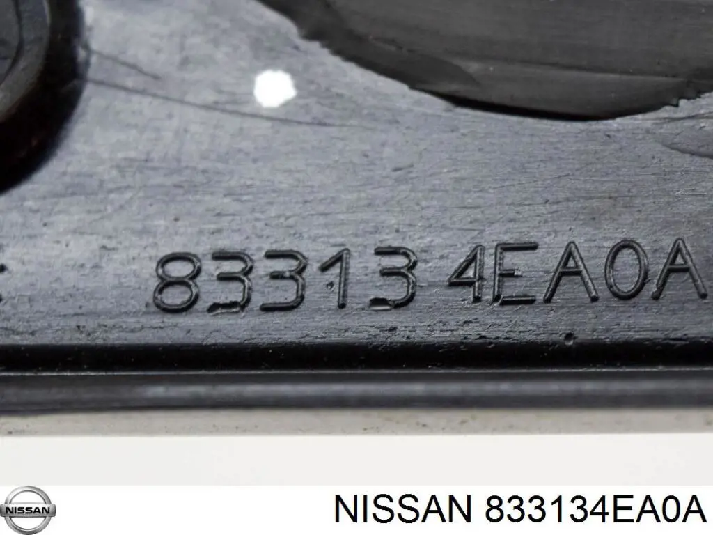 Скло багажного відсіку, ліве 833134EA0A Nissan/Infiniti