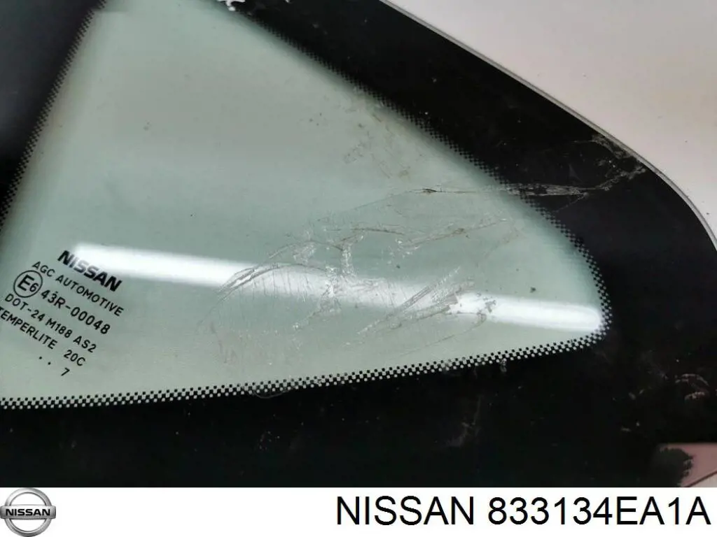 Купити 833134EA1A Nissan/Infiniti Скло багажного відсіку, ліве