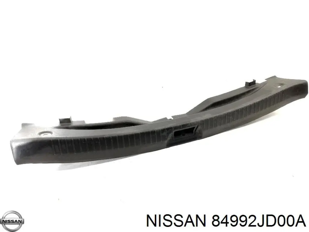 Накладка бампера заднього, верхня захисна Nissan/Infiniti 84992JD00A