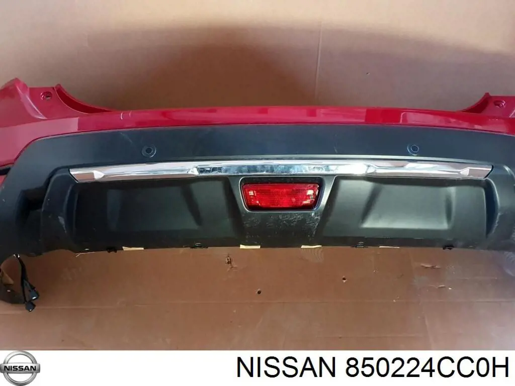 Бампер задній 850224CC0H Nissan