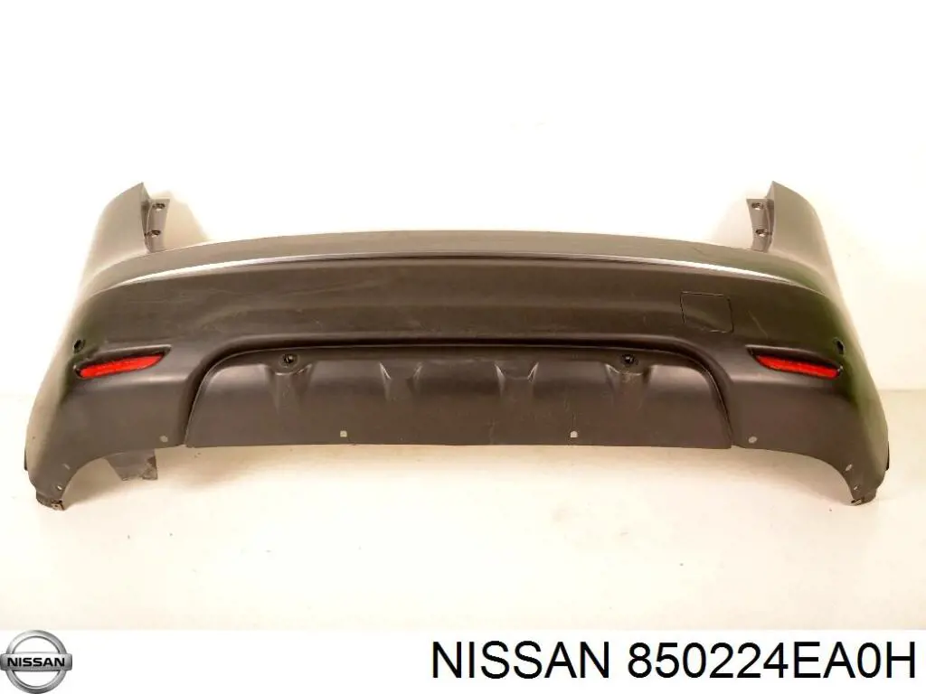 Буфер (бампер) задній на Nissan Qashqai II J11